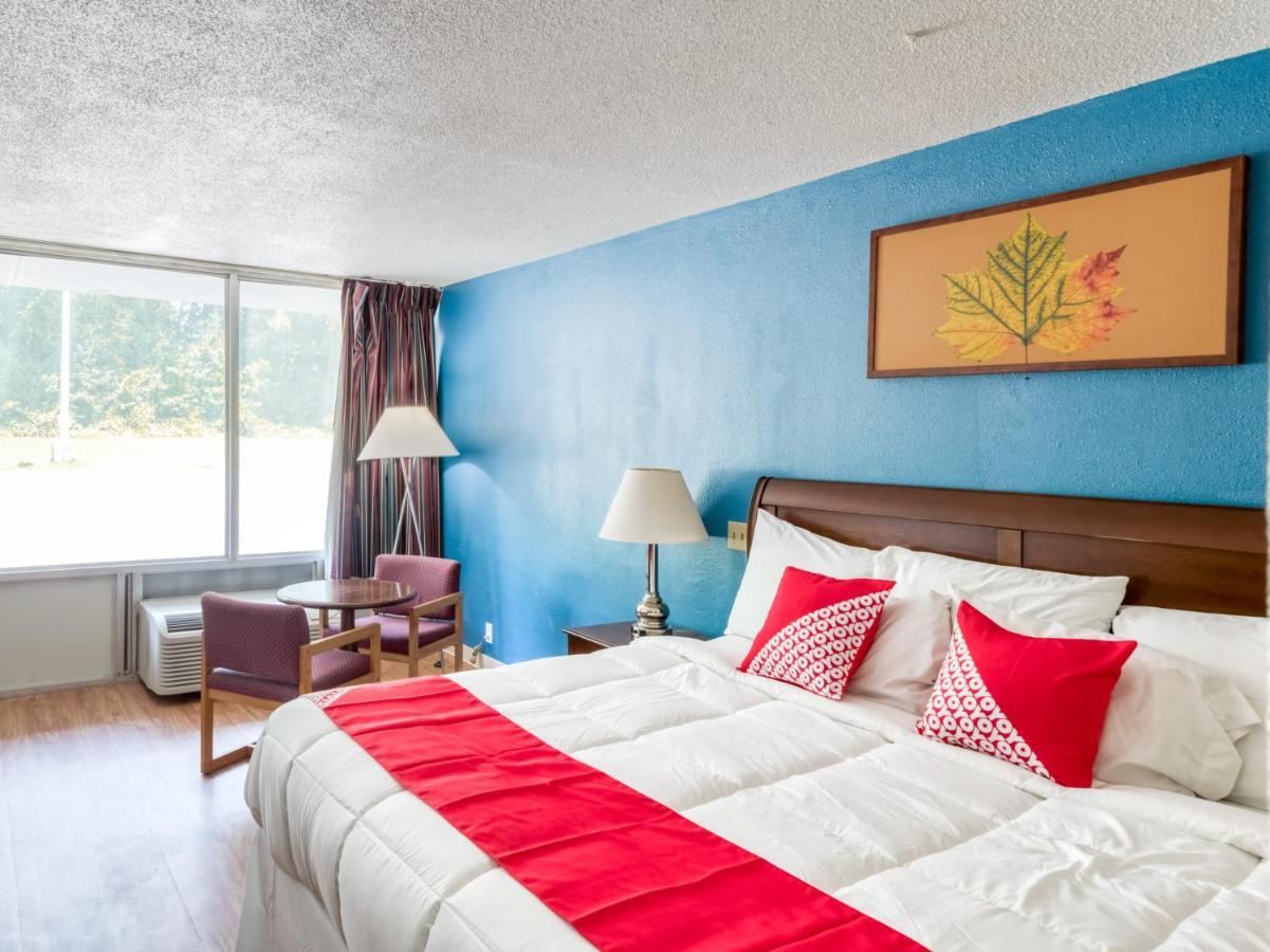 Oyo Hotel Battleboro Zewnętrze zdjęcie