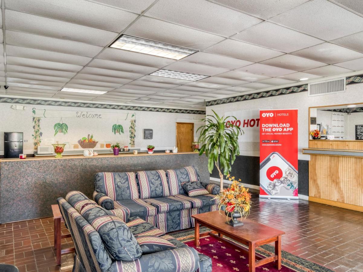 Oyo Hotel Battleboro Zewnętrze zdjęcie