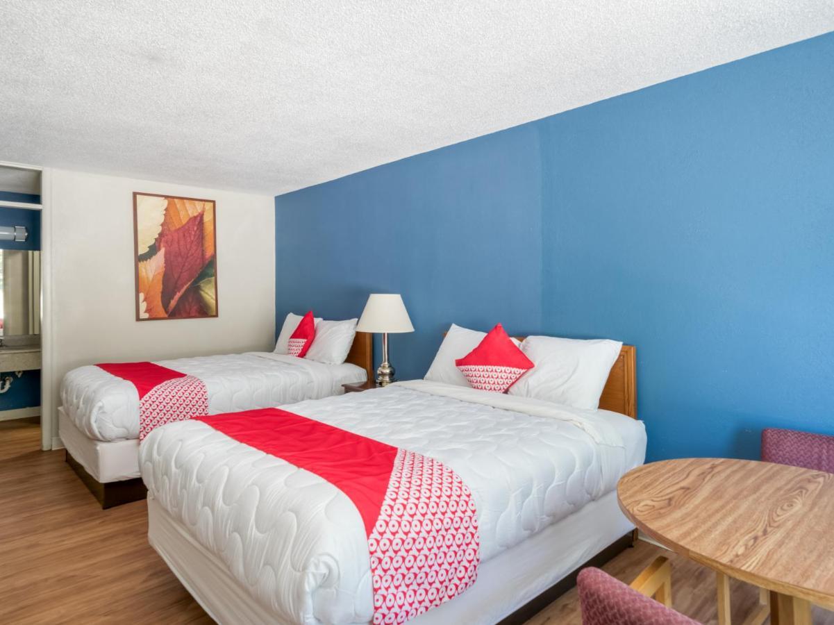 Oyo Hotel Battleboro Zewnętrze zdjęcie